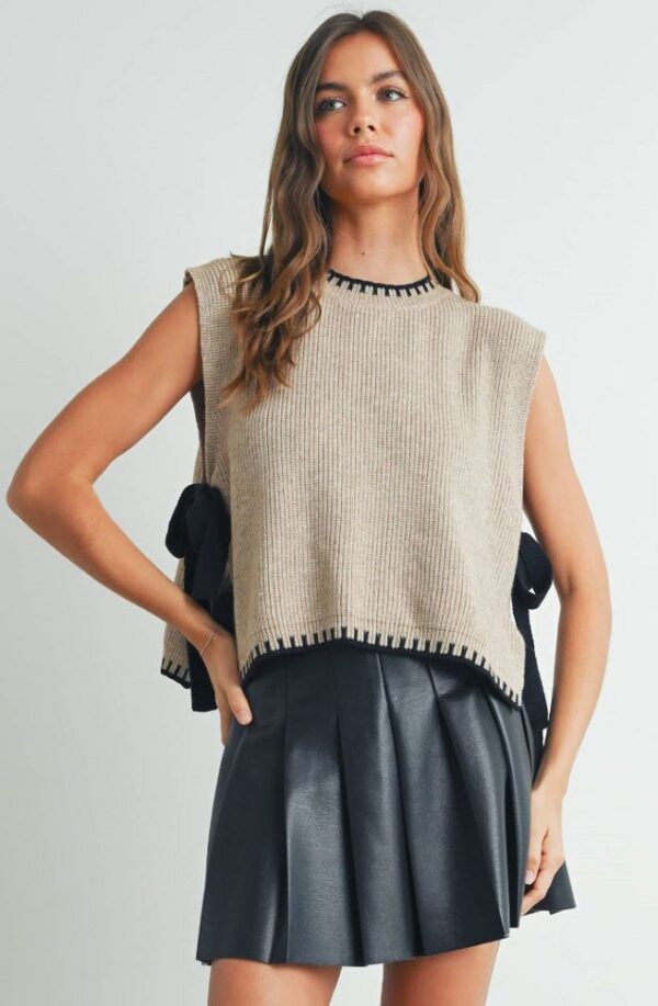 Mock Neck Sleeveless Sweater